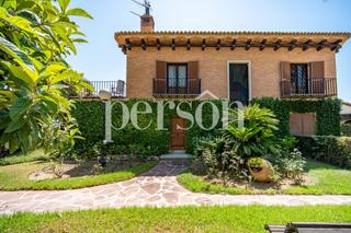 Maison  Santa apolonia. Chalet de grandes dimensiones en santa apolonia