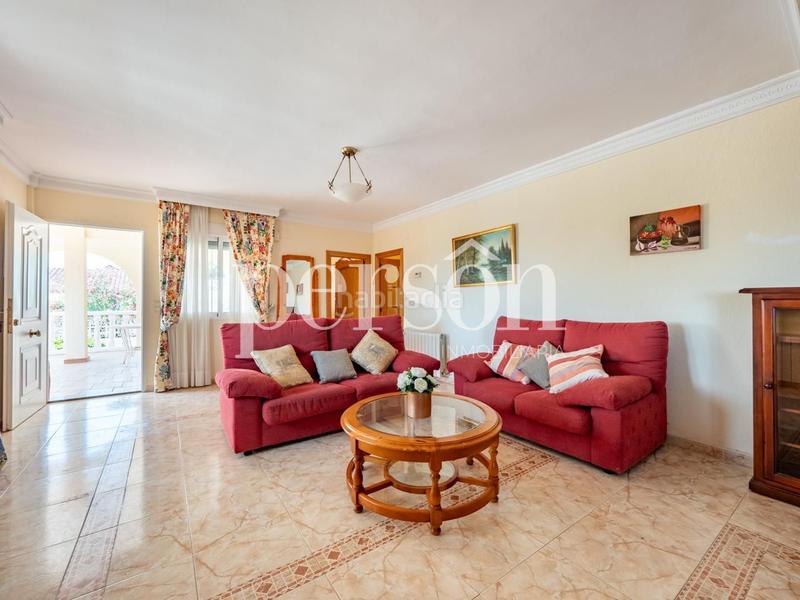 Foto 92103fe4-2d13-440f-8872-e4117afe0d03. Affitto casa con parcheggio piscina in Urbanizaciones Llíria