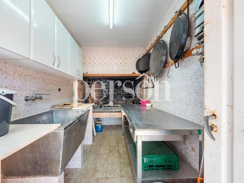 Foto 29db4a9f-0ce4-4b4b-a0a0-928ffb3dfc9e. Alquiler casa alquiler chalet urbanización lliria en Llíria