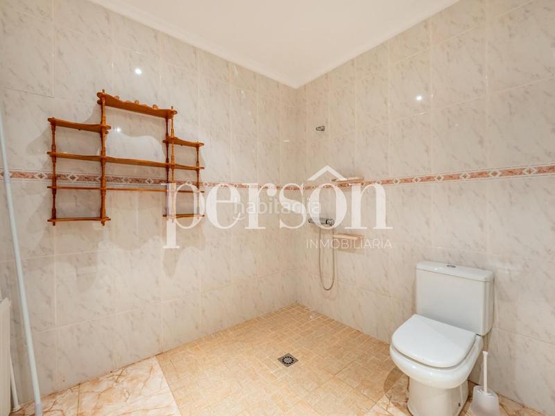 Foto 802747f0-e56c-4da1-bcd9-db6aa3ea596c. Alquiler casa alquiler chalet urbanización lliria en Llíria