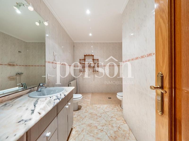 Foto e9812423-edba-460f-87f4-d45ba133ce8d. Alquiler casa alquiler chalet urbanización lliria en Llíria