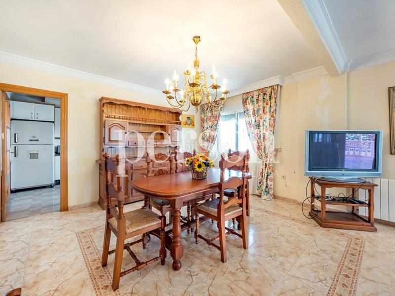 Foto d9e3ee42-7ca8-425d-af3a-9dc8316d499b. Location maison avec parking piscine dans Urbanizaciones Llíria