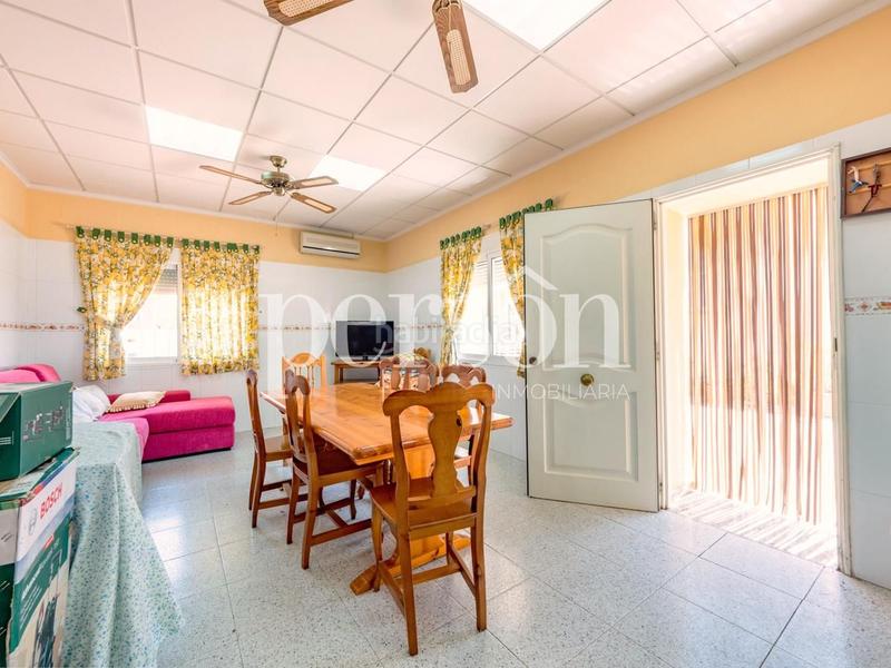 Foto 27f94a55-fa7d-4580-8bee-808802679875. Rent house with parking pool in Urbanizaciones Llíria