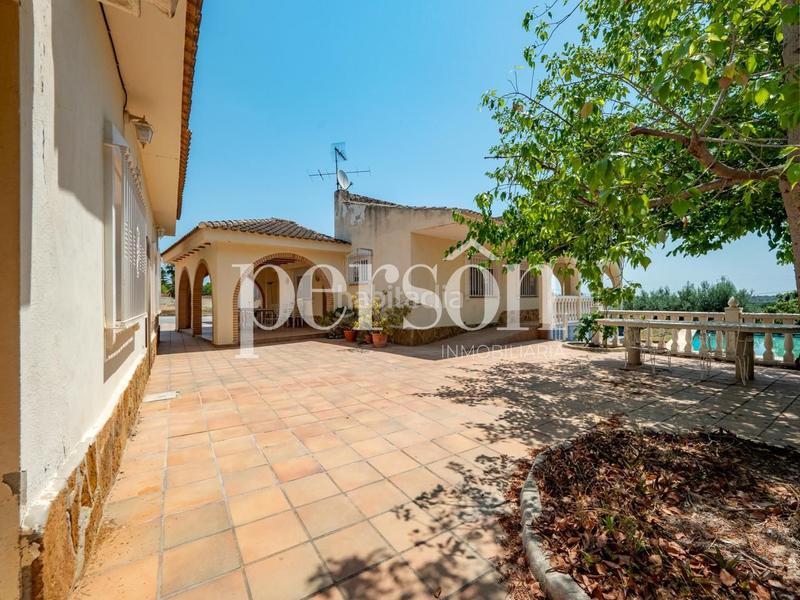 Foto 5247d944-0322-41ad-abbc-7eed8258a97d. Rent house with parking pool in Urbanizaciones Llíria