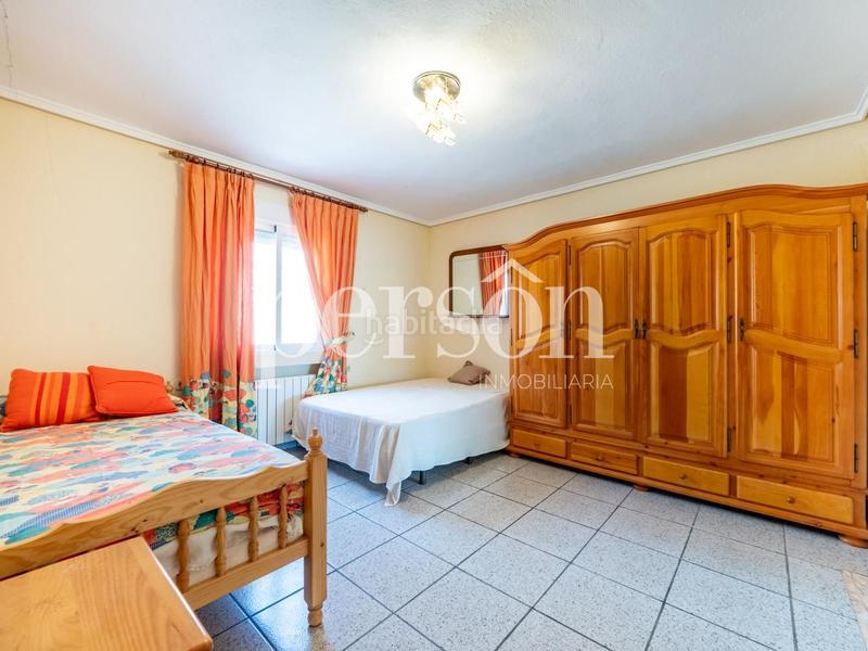 Foto bd4a7b19-a0da-460c-b736-b26bab32ebfe. Rent house with parking pool in Urbanizaciones Llíria