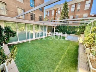 Miete Etagenwohnung in Ciutat de les Ciències i de les Arts - Justicia. Piso con terraza junto a la ciudad de las artes y las ciencias