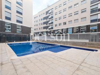 Pis en Parc Central. Vivienda en residencial con garaje en torrente