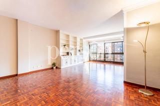 Piso en Exposició. Piso en venta en calle damadeu de savoia