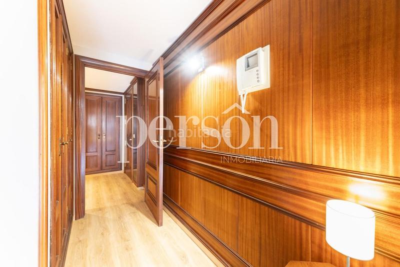 Foto efb6a88c-030b-4705-a8ec-aeef2a66f651. Piso  en venta en calle damadeu de savoia en Exposició Valencia