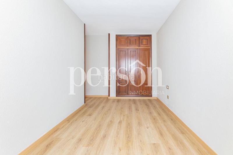 Foto f0aa566c-a35b-4f87-bf45-c108a951e9f9. Piso  en venta en calle damadeu de savoia en Exposició Valencia
