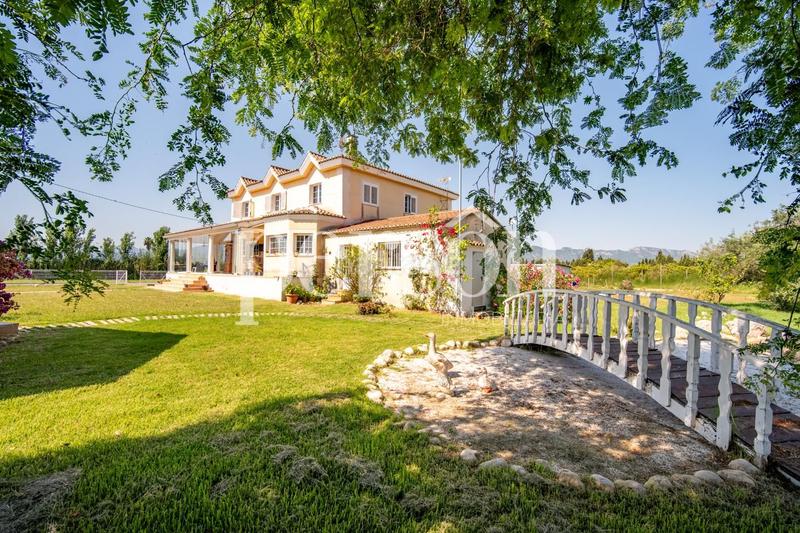 Foto 8e85541f-ac4b-467e-a9d3-0313ac6f6e2d. Casa chalet exclusivo privacidad, elegancia y vida mediterránea en Cullera