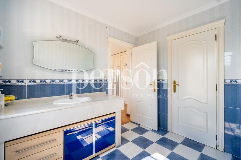 Foto cff6949f-4a77-443f-9d63-eebd9b1d4ebf. Casa chalet exclusivo privacidad, elegancia y vida mediterránea en Cullera