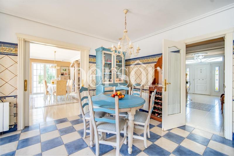 Foto f2785615-3164-4919-8e7d-4ec7736fed32. Casa chalet exclusivo privacidad, elegancia y vida mediterránea en Cullera
