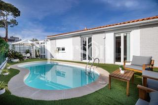 Maison  Carrer d'amèrica. Casa o chalet independiente en santa apolonia