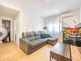 Location Appartement  Carrer d'archena. Luminoso piso reformado de 3 habitaciones