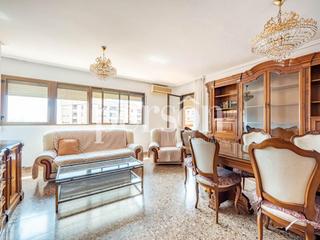 Rent Flat  D'aragó. Alquiler luminoso piso de 3 hab y 2 baños en mestalla  amueblado