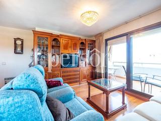 Appartement à Tres Forques. Amplia y luminoso piso con vistas en tres cruces