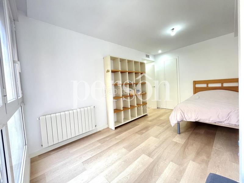 Foto 411c497b-ca30-4a3c-9e39-5a0781642f78. Alquiler piso gran piso reformado a estrenar ideal para estudiantesresidentes en Valencia