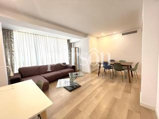 Location Appartement  Del primat reig. Gran piso reformado a estrenar ideal para estudiantesresidentes