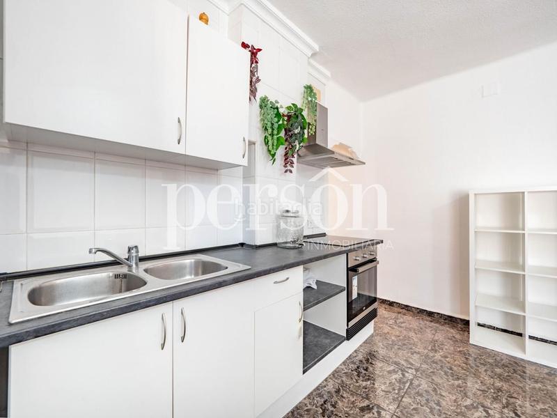 Foto cc805bc7-6e96-426d-acf7-7d1d4bd31b40. Pis a Mestalla Valencia