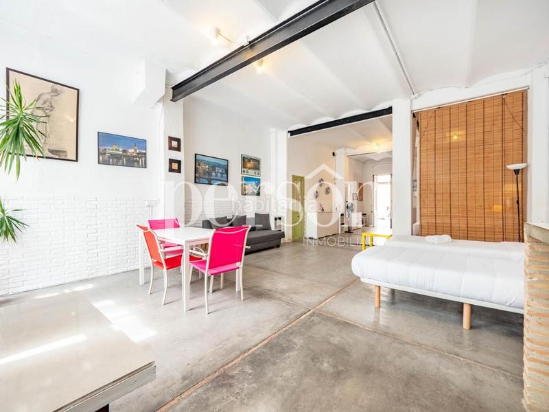 Foto a1e26299-3da5-4441-9379-1611b3381cc2. Loft  en venta con licencia turistica en Torrefiel en Valencia