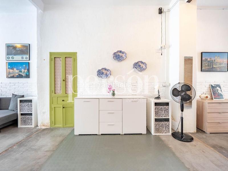 Foto c516f5b5-87c1-4fd5-8e5e-ee2fca097078. Loft  en venta con licencia turistica en Torrefiel en Valencia