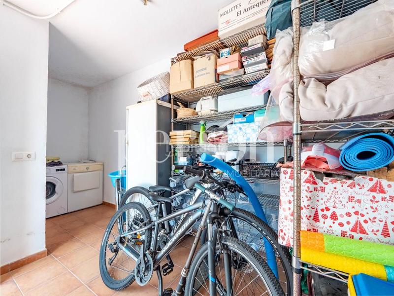 Foto 1b4d4ec8-b07b-4955-92f1-a8e9b4b05276. Alquiler casa chalet bioclimático en urbanización privada en Serra