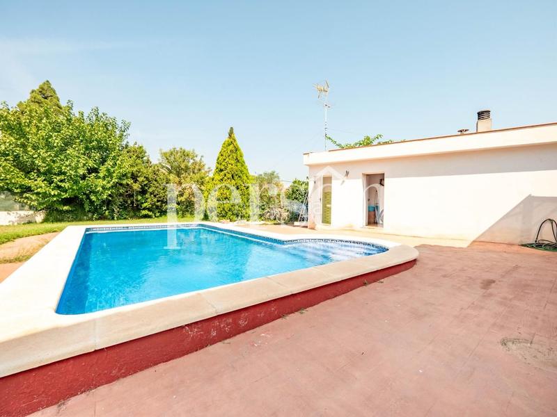 Foto c747e951-0137-4ed6-9421-cae8abbf1b44. Lloguer casa amb calefacció piscina a Serra