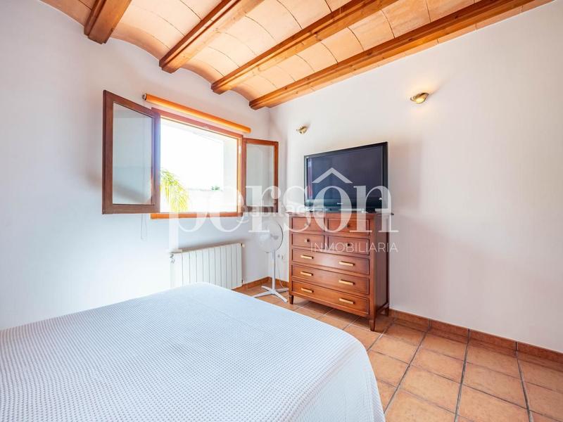 Foto ebe312c6-4aa3-47c8-bfe2-1c09517d9c61. Lloguer casa amb calefacció piscina a Serra