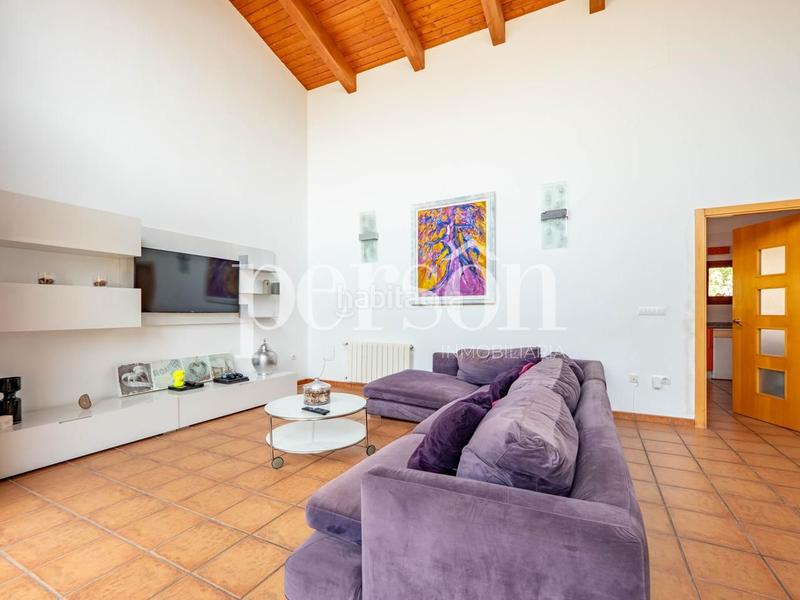 Foto 257fda20-3a8f-4701-b960-0cbd4889331d. Location maison avec chauffage piscine dans Serra