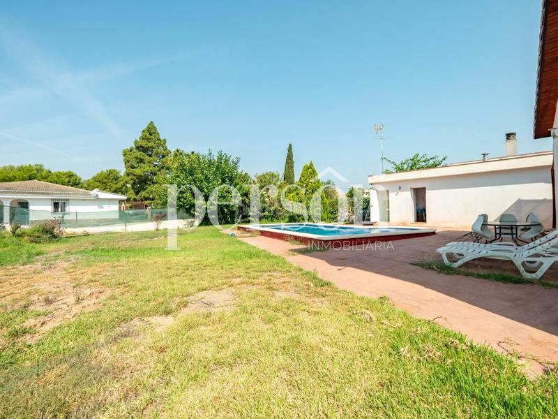 Foto 3d628b06-8a6c-402b-9c96-1348f10526c1. Location maison avec chauffage piscine dans Serra