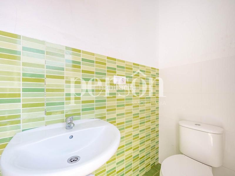 Foto 85a39df7-25aa-4a9b-a74c-054eb8c84d74. Location maison avec chauffage piscine dans Serra