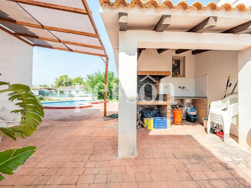 Foto def5ac6c-ec08-43c3-9db8-931738827009. Location maison avec chauffage piscine dans Serra