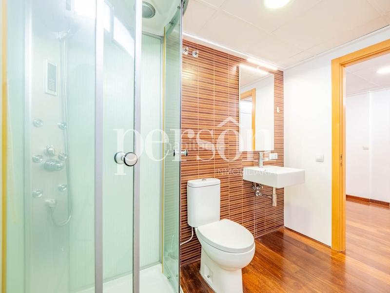 Foto af921a38-ff6f-4edd-b711-364b06713e1d. Casa con riscaldamento piscina in La Cañada Paterna