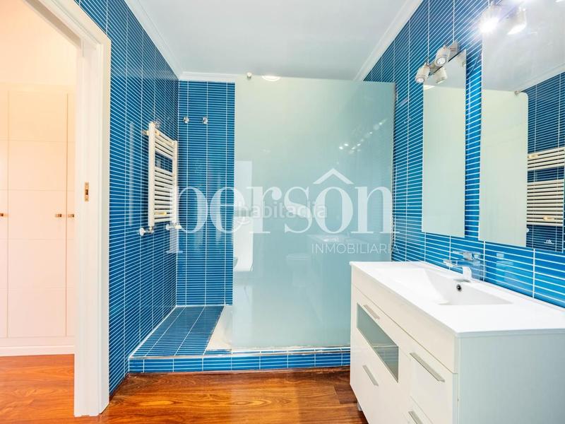 Foto b125d6ab-d894-45ce-b166-d21ba982323b. Casa con riscaldamento piscina in La Cañada Paterna