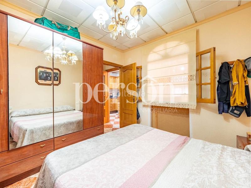 Foto be7f2799-d018-4d88-82a2-ab7a07dc9fc7. Local comercial local con vivienda de 3 habitaciones en Riba - roja de Túria