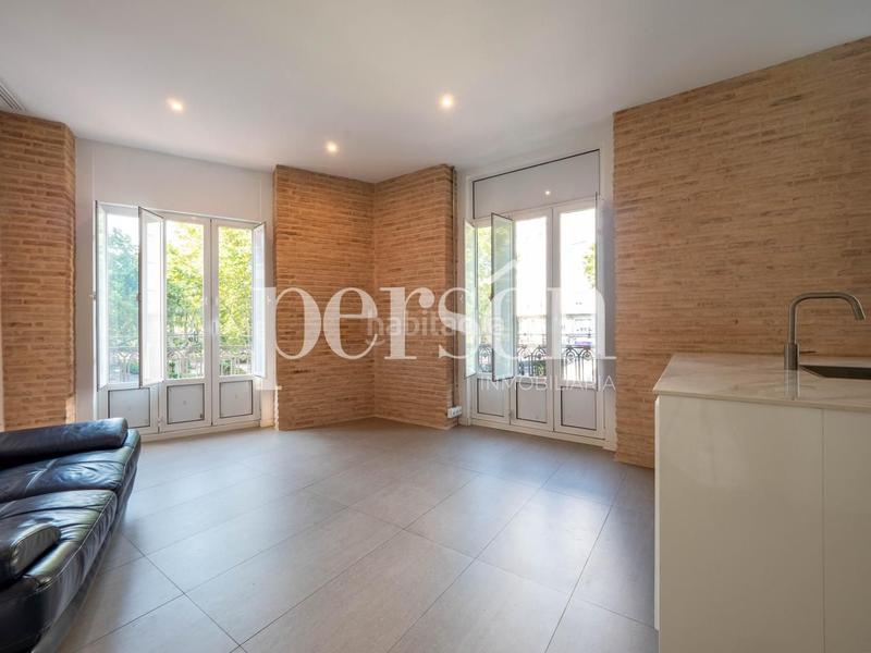 Foto 0b25a230-f749-45b4-bc40-35528685aa6a. Alquiler piso vivienda en alquiler en gran vía en Valencia