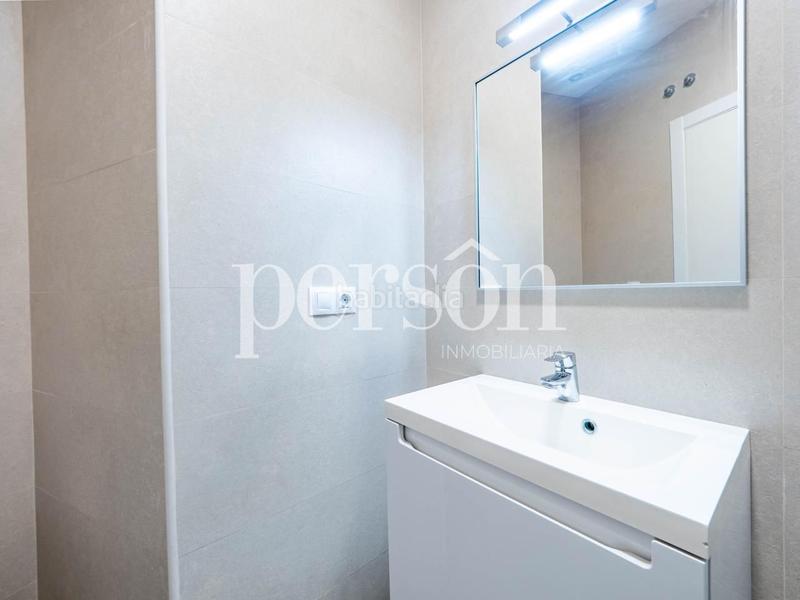 Foto 7422d5b2-10cb-4fe9-862b-ac3963dc77cf. Alquiler piso vivienda en alquiler en gran vía en Valencia