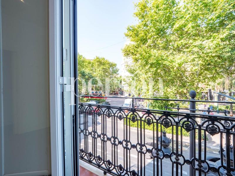 Foto d45cd24f-5246-42f6-9e10-572831d58e0b. Alquiler piso vivienda en alquiler en gran vía en Valencia