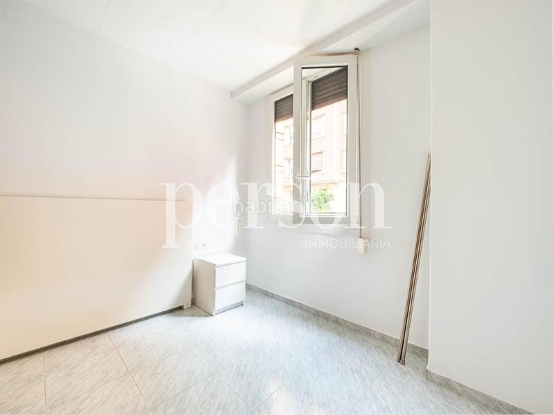 Foto 6aeac8d0-6be6-4de3-9d39-d74ee88337d8. Alquiler piso amplio piso en alquiler con terraza en extramurs en Valencia
