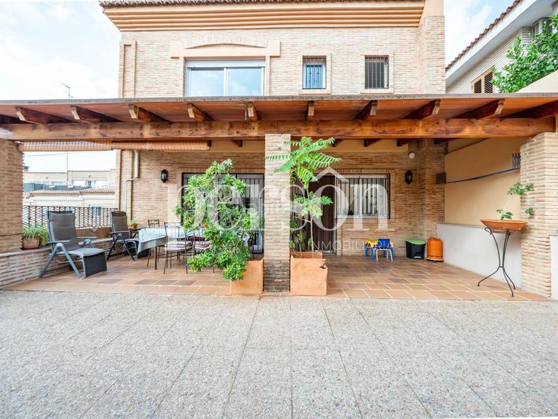Foto 000c8938-6d53-4bb7-ba04-3ba95ae82eaa. Casa confort y amplitud en el corazón en Casas Verdes - Ermita Godella