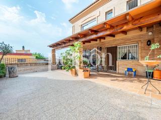 Maison à Casas Verdes - Ermita. Confort y amplitud en el corazón de godella