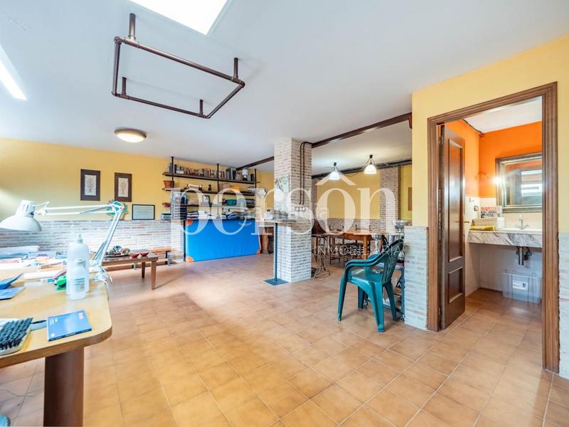 Foto 9afcbcf3-5b10-4225-be73-58b111625f33. Casa confort y amplitud en el corazón en Casas Verdes - Ermita Godella