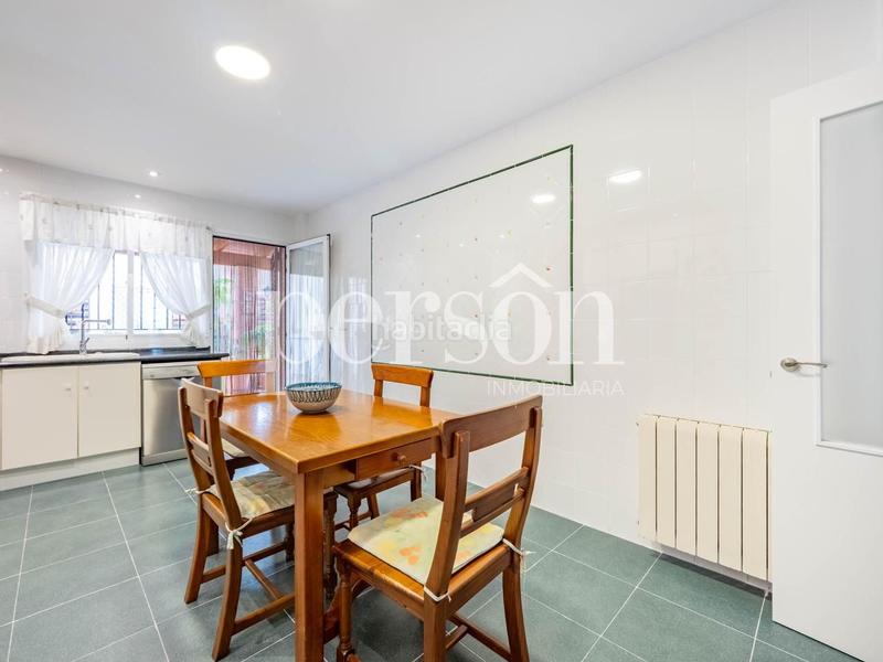 Foto d0001f5c-010c-4839-aa2c-a3052b0cee6b. Casa confort y amplitud en el corazón en Casas Verdes - Ermita Godella