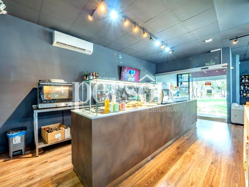 Foto 783ac9c9-a8b4-4252-b44d-4771a3f2c354. Umzug geschäftsraum in Mestalla Valencia