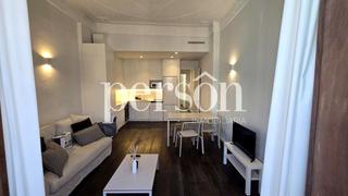 Etagenwohnung in Carrer de Roger de Llòria
