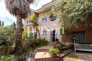 Maison  Carrer azahar. Casa o chalet independiente en venta en los monasteriosalfinach