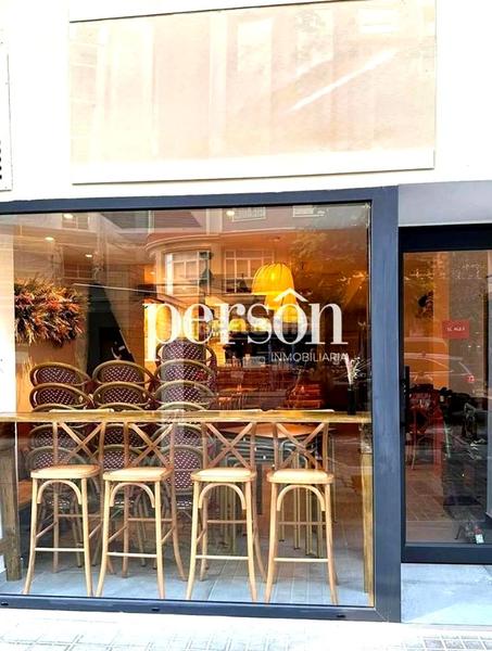 Foto 1fb5c9a2-fbd9-4220-b00d-1575107e6429. Traspaso local comercial traspaso coqueto restaurante centro en Valencia