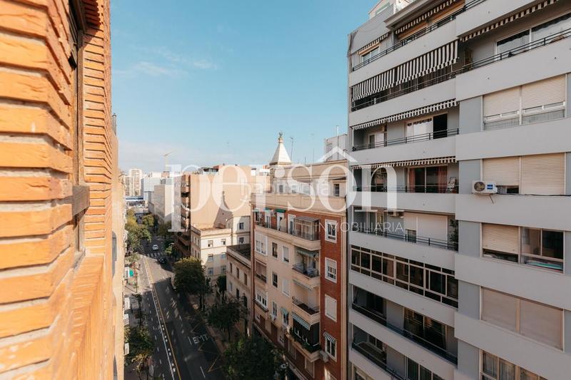 Foto f2599ec6-5e85-44ba-9d05-597f6b691714. Affitto appartamento con parcheggio in Exposició Valencia