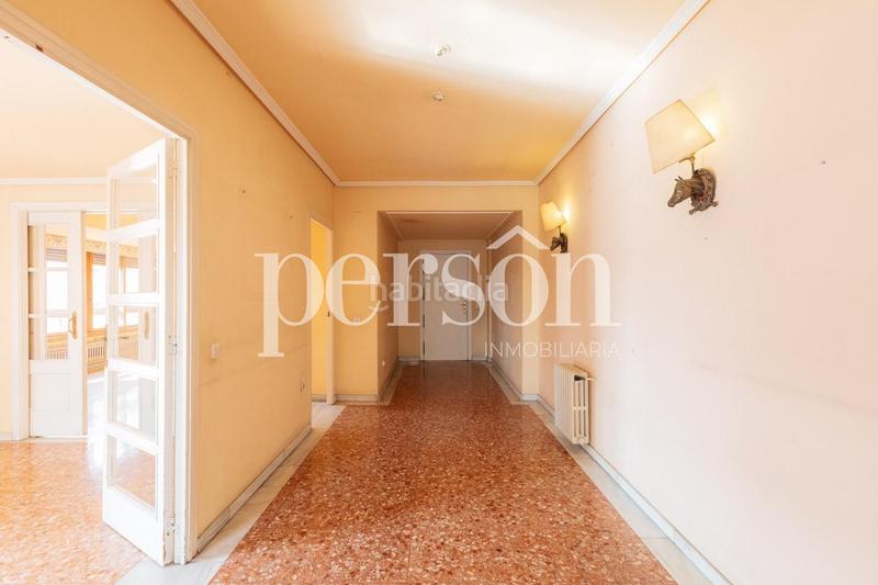 Foto 2bcadf85-e825-4cd7-9847-ae63436213a1. Location appartement avec parking dans Exposició Valencia